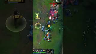 Caitlyn almost INVISIBLE E + Q Combo