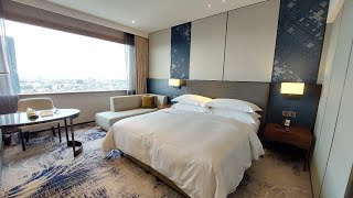 Millennium Hilton Bangkok ~ King Executive Premium River View Room