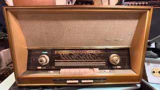 Saba Meersburg 125 stereo automatic tube radio