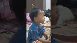 masyaAllah tabarakallah ini video favorit dede bayi kalo nonton sampai ngga berkedip #adzan