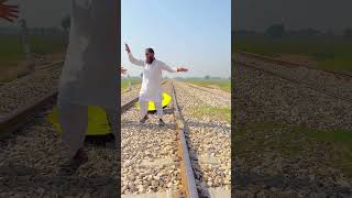 Pagal or train #india #ytreel #shortviral #emotional #shortsreel #ukindia #allahkimadad