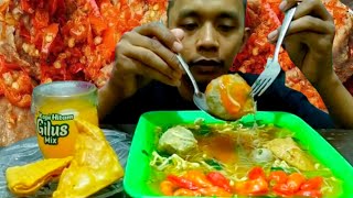 Mukbang Bakso pedas.