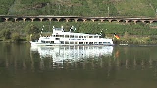 Enspannungsvideo mit Zügen und Schiffen beim Pündericher Viadukt an der Mosel, 185, 143, 426, 628