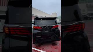 The New 2024 Toyota Alphard Hybrid Review & Walkaround