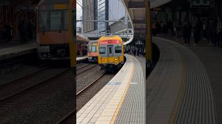 #sydneytrains V Set V46 Departing Parramatta #shorts