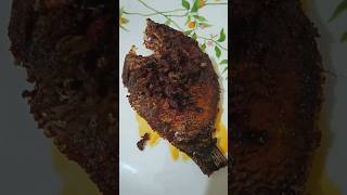 karimeen Pollichathu and Karimeen fry