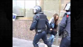 Policías golpean a dos niños - Huelga 14N