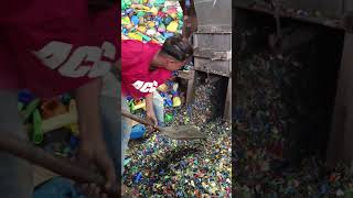 heavy duty plastic crusher machine #plastic #scrap #recyling #process @MANIYARPLASTICS #viralvideo