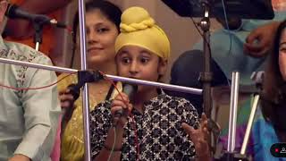 Soulful Bhajan by a Kid at Art of Living #Gujrat #satsang #melodious #insipiration