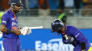 Dinesh Karthik bows down to hardik Pandya after hitting winning six against Pakistan AsiaCup 2022