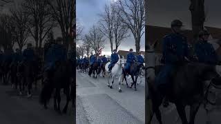 Hesteskadronens værnepligtige på byridt