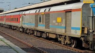 Train14708 Dadar-Bikaner Ranakpur Exp.|Indian Train Lovers | Indian Train Lovers#indiantrain