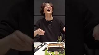 his laugh hits different these days😫💜