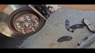 Honda Pilot Front Brake Pad Replacement