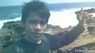 ombak pantai sawarna