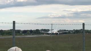 Embraer 190 take off