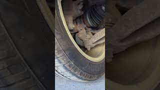 How to Diagnose a Loose Ball Joint on a 2012 Chrysler 200