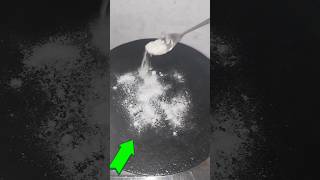 Useful Kitchen Tips #short video# method of cleaning pan #Naheed kitchen  hacks#