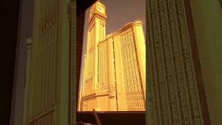 Sarapan di Depan Masjidil Haram #shorts #umroh2024 #subscribe