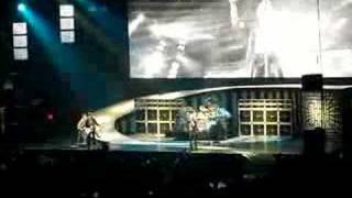 Van Halen @ IZOD 11-03-2007 Pretty Woman