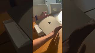 Unboxing M1 iPad Air #apple #ipadair #ipadair5 #m1ipadair5 #ipadairunboxing #starlight