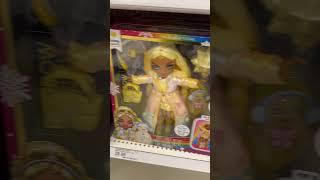 Toy Thursday - Doll Hunting - Rainbow High Winter Wonderland Dolls - The Makeup Is Super Cute