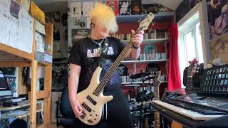 Capture The Crown - Ladies & Gentlemen... I Give You Hell (Bass Cover)