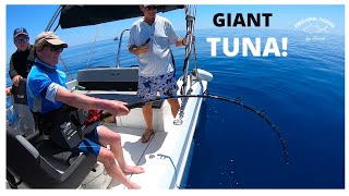 GIANT BLUEFIN TUNA vs  FISHERMEN from ENGLAND!!🇪🇦🇬🇧