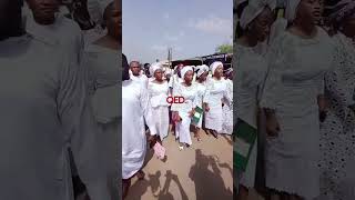 Dare Melody’s daughters and other family members at the funeral of his wife Adedoyin Odunuga