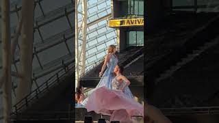 *vertical video* Taylor Swift - 'Enchanted' clip (Dublin, June 2024)