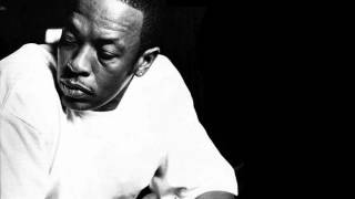 Dr. Dre - I Need A Doctor ft. Eminem, Skylar Grey