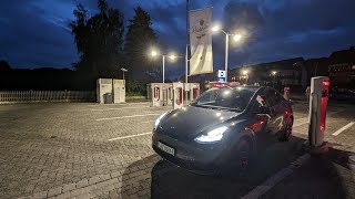 Tesla Model Y Long Range Langstrecken Erfahrungsbericht - Kann er mit den Deutschen mithalten?