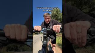 Pov: tu padre te enseña a ir en bici