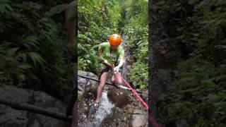 Waterfall repelling (Canyoning) "Just open your legs"