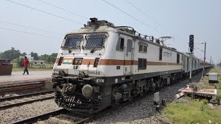 Kalyan WAP7 Leads Bikaner-Kolkata Pratap Express Thrashing Through Begampur at 110 Kmph..