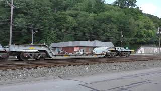 NS C07 with an SD40E and SD70M-2 at Haysville, PA