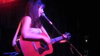 Lucy Schwartz "When We Where Young" Live (Parenthood T.V. theme song)