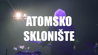 Atomsko sklonište - Žuti kišobran (CMC 200 Slavonija Fest 2021.)