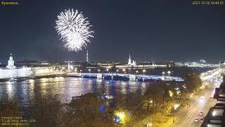 St. Petersburg loves fireworks. Video from a live camera, which can be watched on our channel.