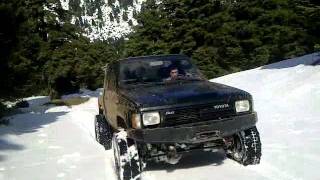 TOYOTA HILUX SNOW