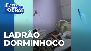 Ladrão arromba barbearia, mas acaba “caindo no sono”