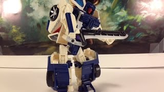 Transformers Deluxe Class Combiner Wars Breakdown Review