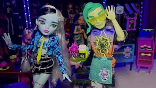 Monster High Coffee Break 2 Pack and Coffin Bean Playset Unboxing/Review!