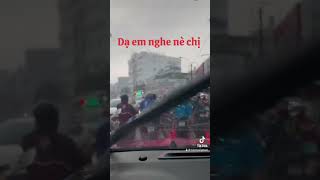 Dạ em nghe nè chị