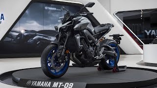 The Future of Naked Bikes: 2025 Yamaha MT-09 !!