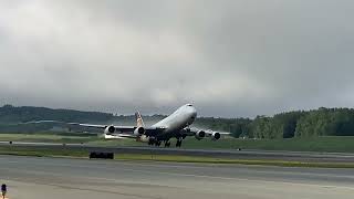 747 take off