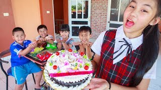 Kids Go To School | Day Birthday Of Chuns Children to Chocolate Birthday Cake Shop