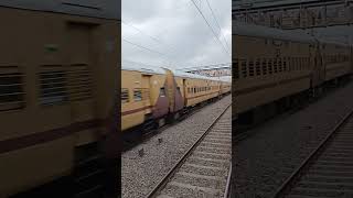 16031 || Andaman Express MAS - SVDK crossing At Datia 130 KMPH #shorts #train #tracksounds