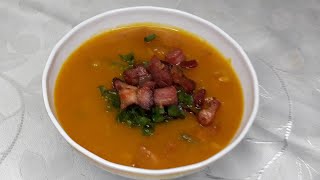 CALDO DE ABÓBORA JAPONESA COM CALABRESA E BACON FICA UMA DELÍCIA