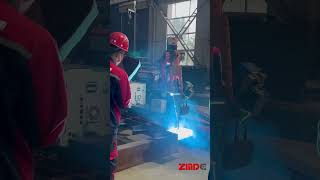 🤖 Experience the future of welding with the Intelligent Welding Robot from ZMDE!